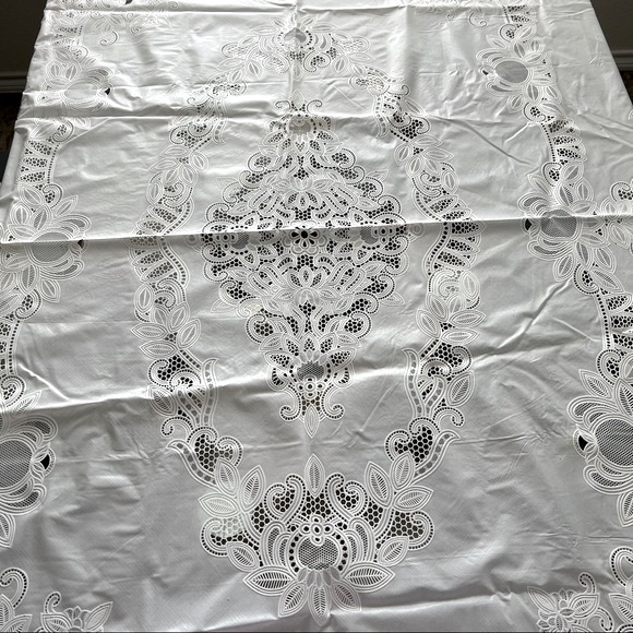 Vinyl Lace Rectangular Dining Table Cover Floral Cream White 72” X 53” - Picture 3 of 4